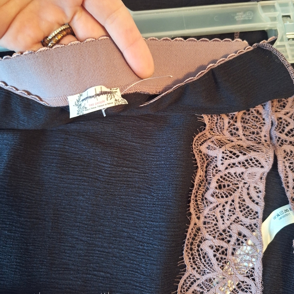 Black Lace-Trim Midi Skirt with Mauve Lace Inset - Picture 7 of 7